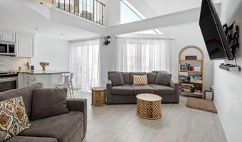 9 Pearl St 1G, Beach Haven, NJ 08008