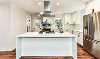 5311 ROOSEVELT St, Bethesda, MD 20814