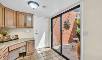 37300 N TOM DARLINGTON Dr K, Carefree, AZ 85377
