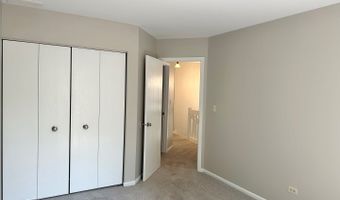 24 Cedar Grove Ct, Algonquin, IL 60102