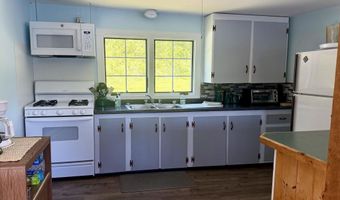 140 Lakeside Ln, Barton, VT 05839