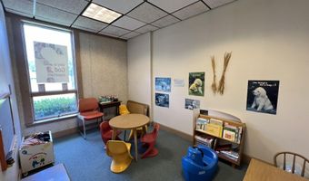 2 Howard St, Augusta, ME 04330