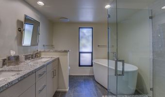 1049 N BOULDER Dr, Carefree, AZ 85377