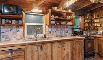 1373 Bridge St, Branchville, SC 29432