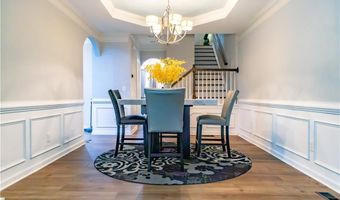 6089 Tennyson Park Way, Peachtree Corners, GA 30092
