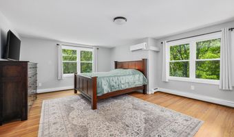 284 Bragg's Ln, Barnstable, MA 02630