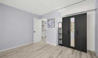 840 Cortland Dr, Apple Valley, MN 55124