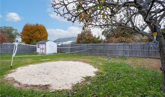 270 Woodward Ave, East Providence, RI 02914