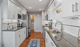 3200 Park Ave 11C2, Bridgeport, CT 06604