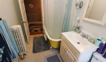 18 Webster St, Barre, VT 05641