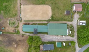 802 QUEEN ANN Rd, Amsterdam, NY 12010