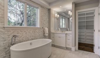 5700 TANGLEWOOD Dr, Bethesda, MD 20817