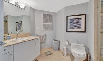 7000 Island Blvd 1701, Aventura, FL 33160