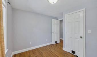 52 Clubhouse Dr, Bourne, MA 02532