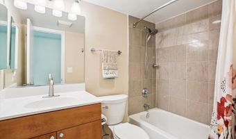 7500 WOODMONT Ave #S706, Bethesda, MD 20814