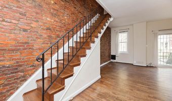 608 C St NE A, Washington, DC 20002