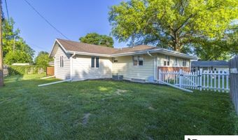 1828 William Dr, Beatrice, NE 68310