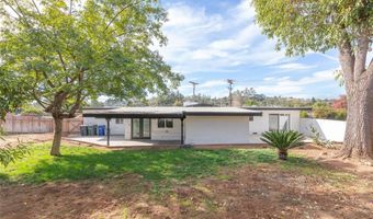 1060 Hamilton Ln, Escondido, CA 92029