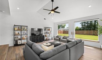 1413 Mayflower Rd, Bentonville, AR 72713