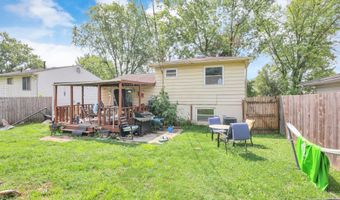 718 Bradwell Dr, Columbus, OH 43207