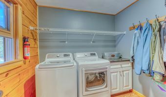 757 Maple St, Bethlehem, NH 03574