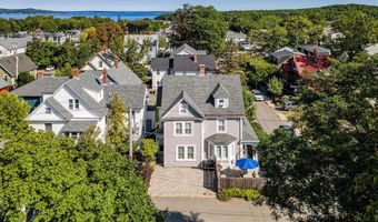 11 Roberts Ave, Bar Harbor, ME 04609