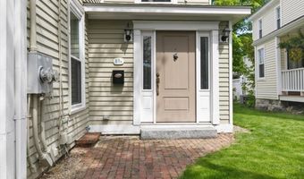 87 Friend St A, Amesbury, MA 01913