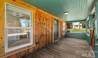 311 N School St, Cascade, ID 83611