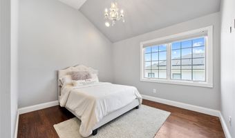 83 Central Ave, Amityville, NY 11701