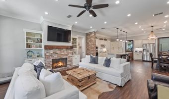 802 Old Spanish Trl, Bay St. Louis, MS 39520
