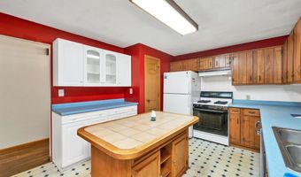 1 Woodland Cir, Bow, NH 03304