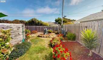 1239 IRIS St, Brookings, OR 97415