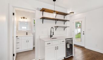 6608 Shenandoah, Allen Park, MI 48101