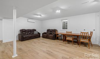 159 Wellington St, Asheville, NC 28806