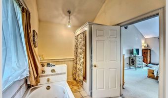 36 Puckerbrush Rd, Campton, NH 03223