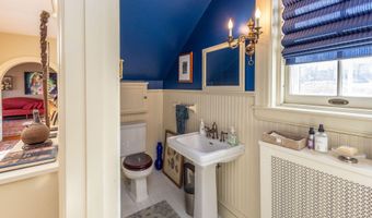 18 Bayside Dr, Belfast, ME 04915