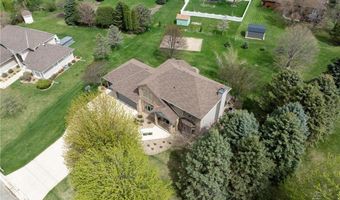 805 27th St SW, Austin, MN 55912