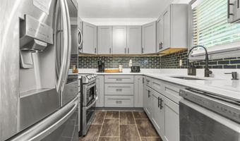 545 Elmwood Rd NW, Atlanta, GA 30318
