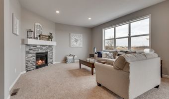 5419 W Colonial Ct, Sioux Falls, SD 57110