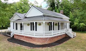 104 Cherry St, Adairsville, GA 30103