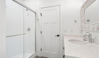 1007 28th St SW, Austin, MN 55912