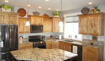 5002 Cassie Dr, Chubbuck, ID 83202