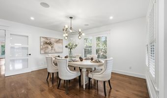 698 BEACH Ave, Atlantic Beach, FL 32233