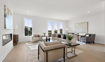44508 LOWESTOFT Sq, Ashburn, VA 20147