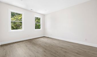 162 Clearcreek Dr, Boiling Springs, SC 29316