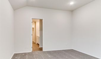 924 S Bear Ln, Mustang, OK 73064