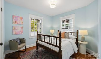 1815 DeArmon Dr, Charlotte, NC 28205