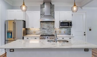 400 John Baptiste St, Bay St. Louis, MS 39520