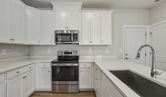 20280 NEWFOUNDLAND Sq, Ashburn, VA 20147