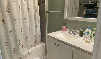 1420 HARVARD St NW 403, Washington, DC 20009